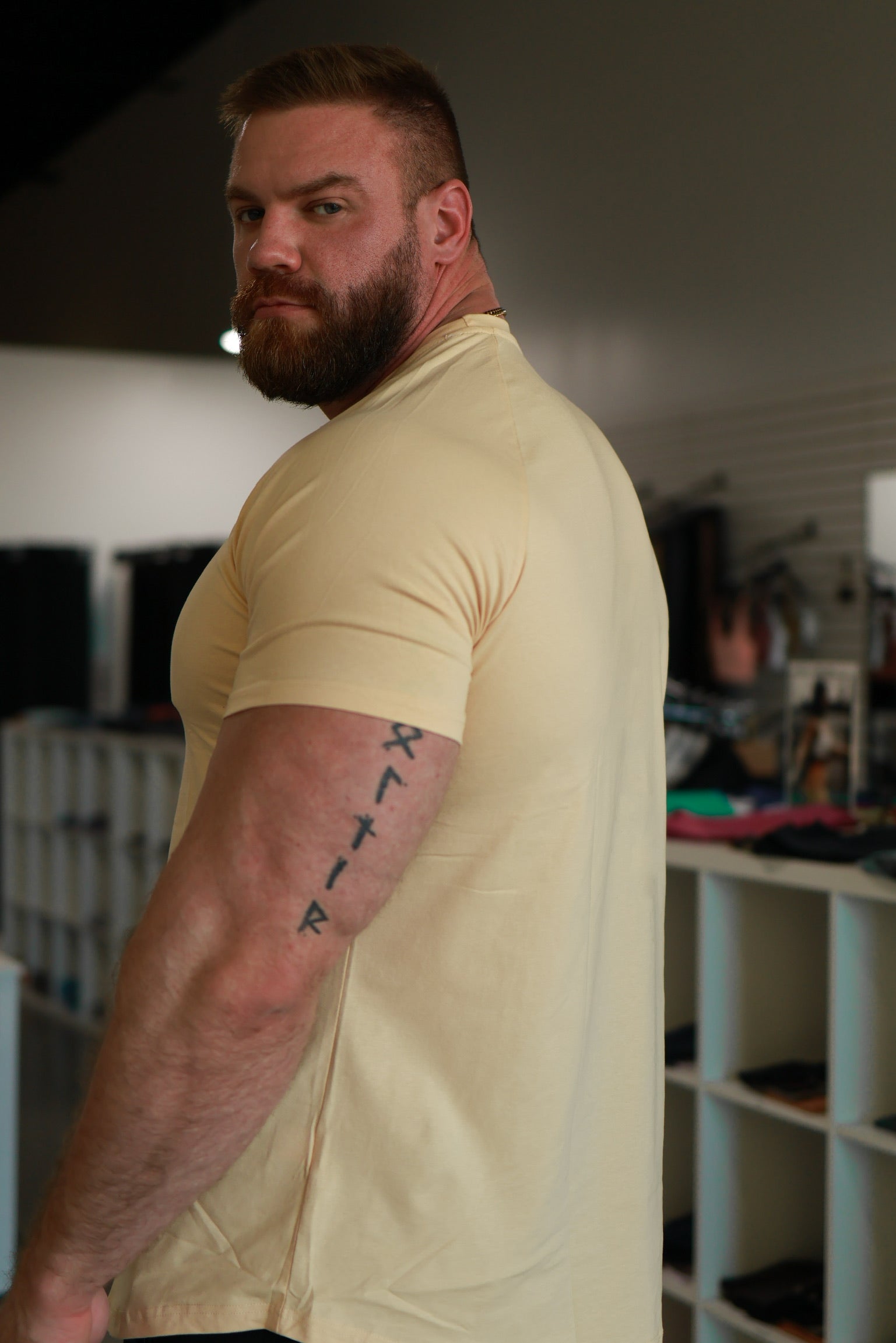Men's Scoop Tee *New - Free Spirit Outlet Inc, Women's Athletic Wear, Fast Shipping