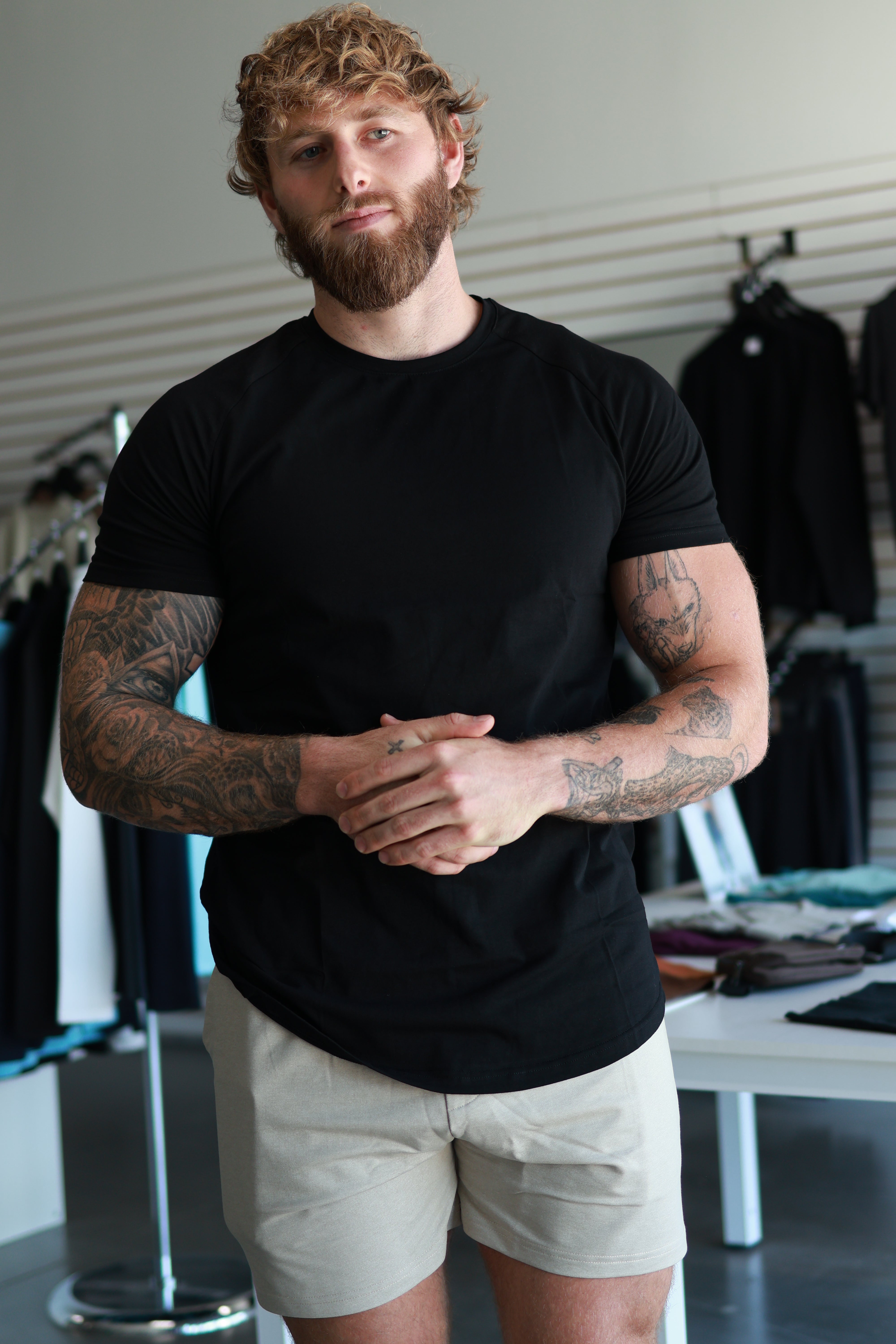 Men's Scoop Tee - Free Spirit Outlet Inc, Women's Athletic Wear, Fast Shipping
