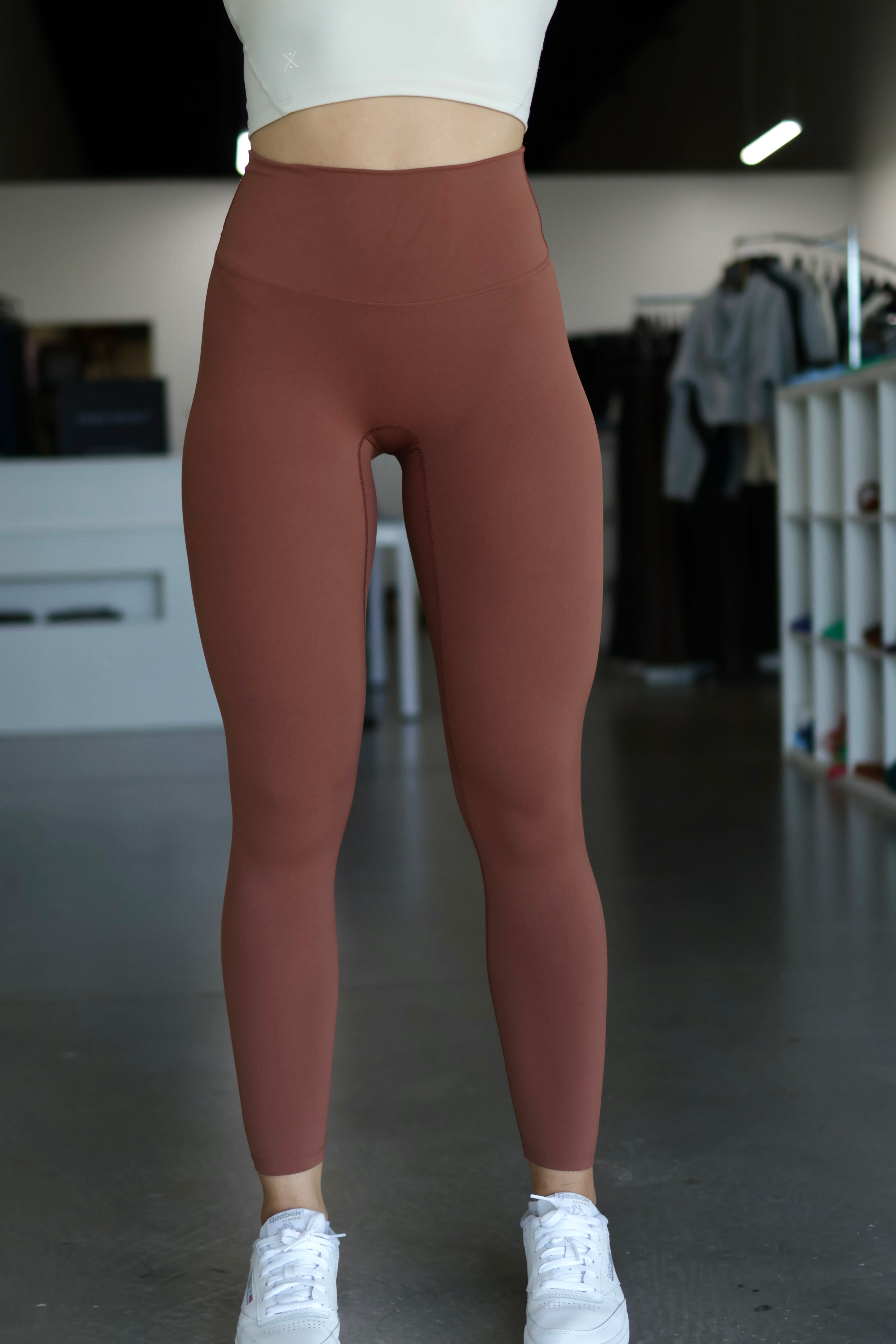 Minimal Seamless Leggings - Free Spirit Outlet Inc, Women's Athletic Wear, Fast Shipping